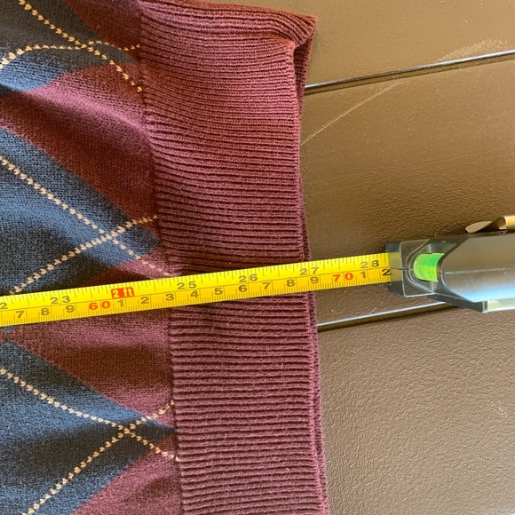 Vintage Izod Sweater Burgundy Navy Blue V-Neck Size XL - Picture 13 of 13